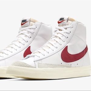 Nike Blazer Mid 77 Maroon